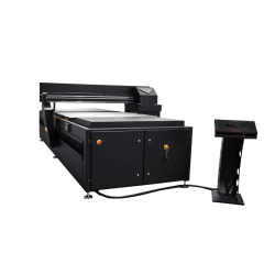 Stampante UV Flatbed Grande Formato Eagle 70/130R XL – 1300×3000 mm, Ricoh Gen 5, UV LED e Hybrid