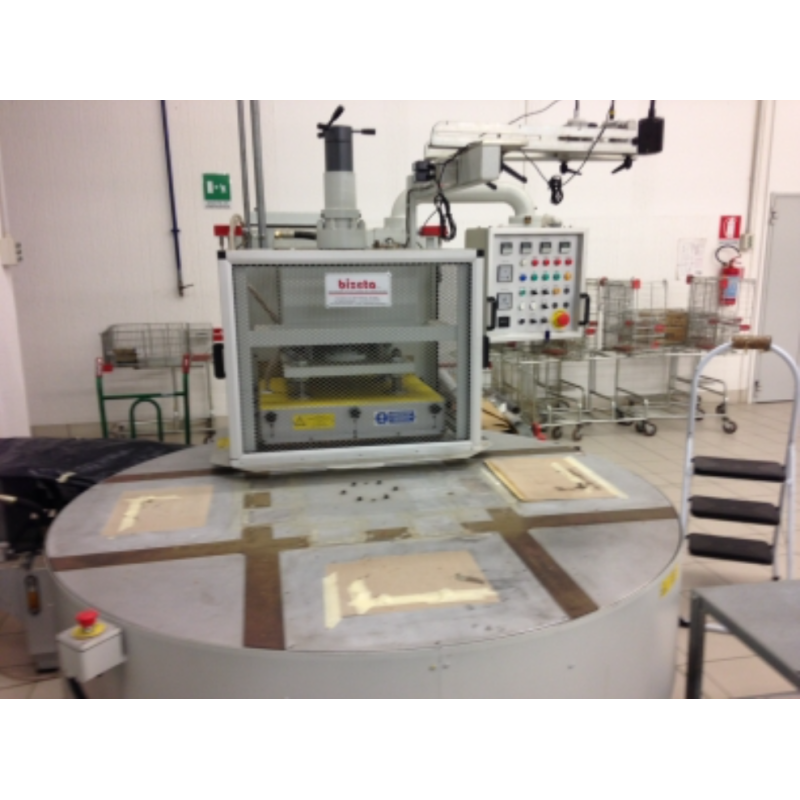 Saldatrancia elettronica HF Bizeta 50x40 cm piano rotante 4 posizion